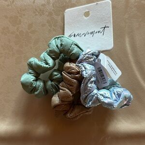Free People Movement Commuter Scrunchie Set of 3 in Blue, Tan, green NWT